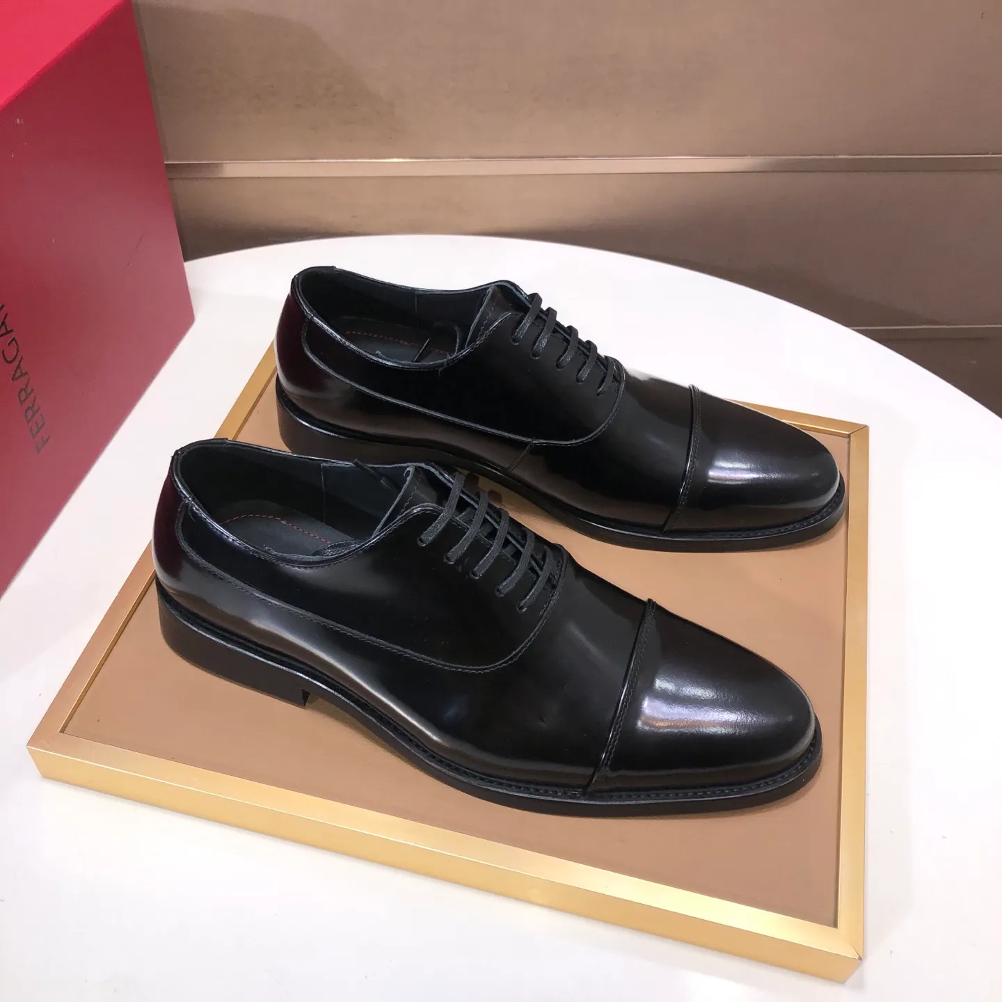 Men's shoes 💰540💰 [Ferragamo/Ferragamo] The latest model from the counter. Original imported high-quality cowhide with open sides + imported 🐂 cowhide lining + original luxury metal buckle + original combination outsole. Comparison is stress-free 38–45 (45 is custom-made and cannot be returned or exchanged)